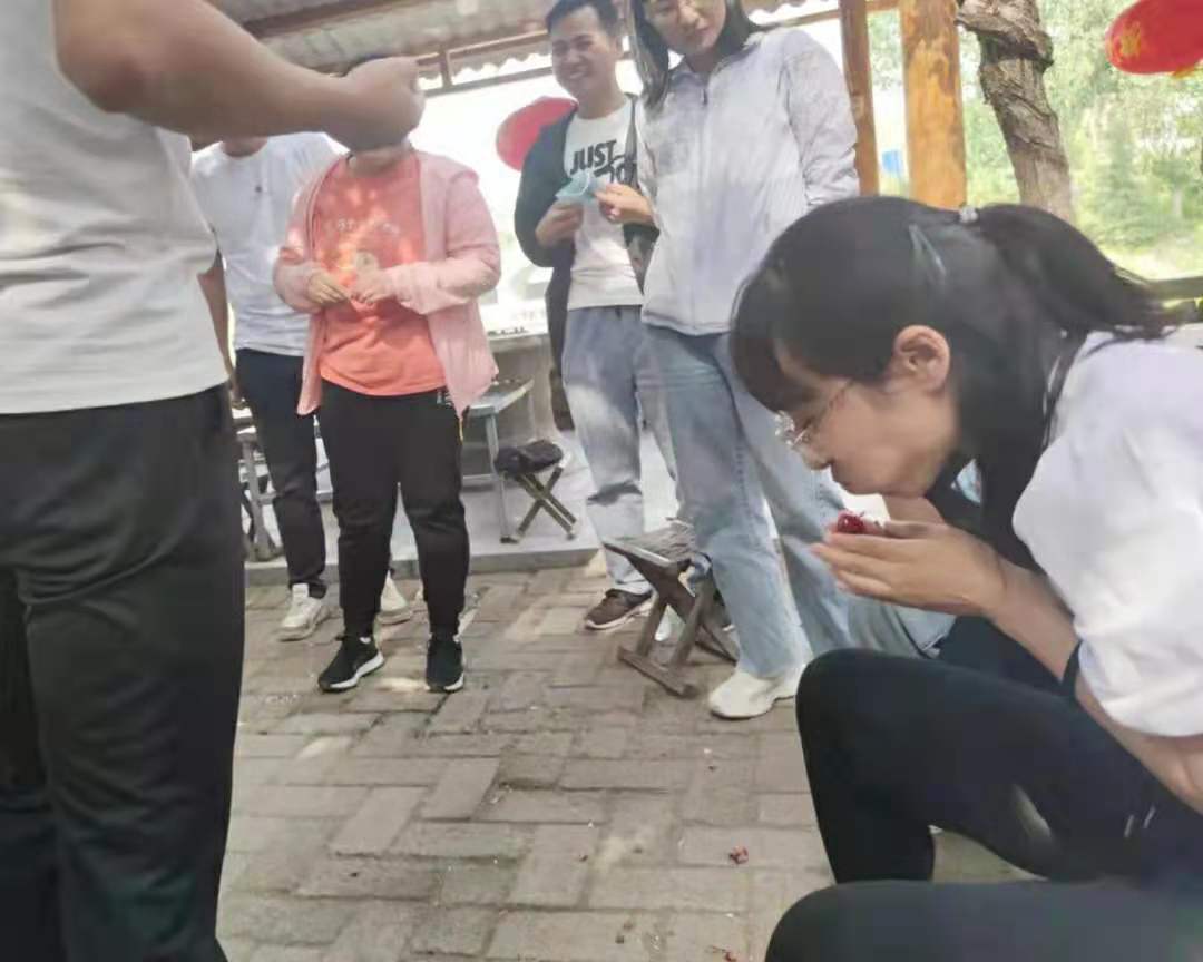 團建